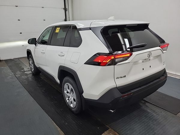 2025 Toyota Rav4 LE