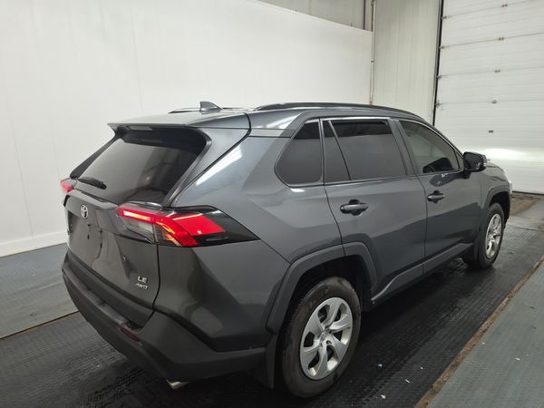 2021 Toyota Rav4 LE XLE Premium HV