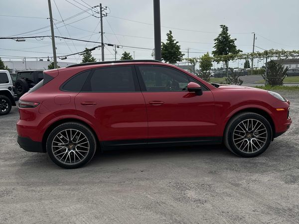 2022 Porsche Cayenne AWD Base