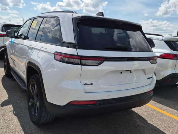 2024 Jeep Grand Cherokee LIMITED