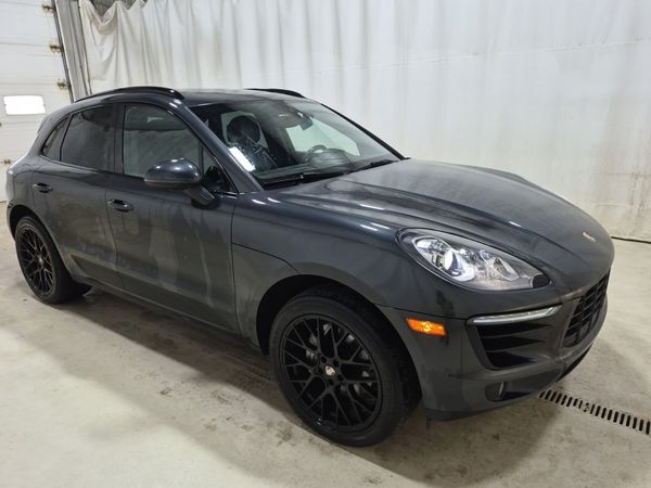 2018 Porsche MACAN S