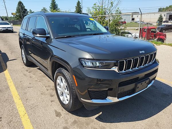 2023 Jeep Grand Cherokee L 4x4 Limited