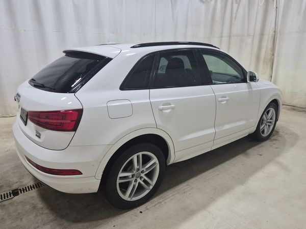 2018 Audi Q3 KOMFORT