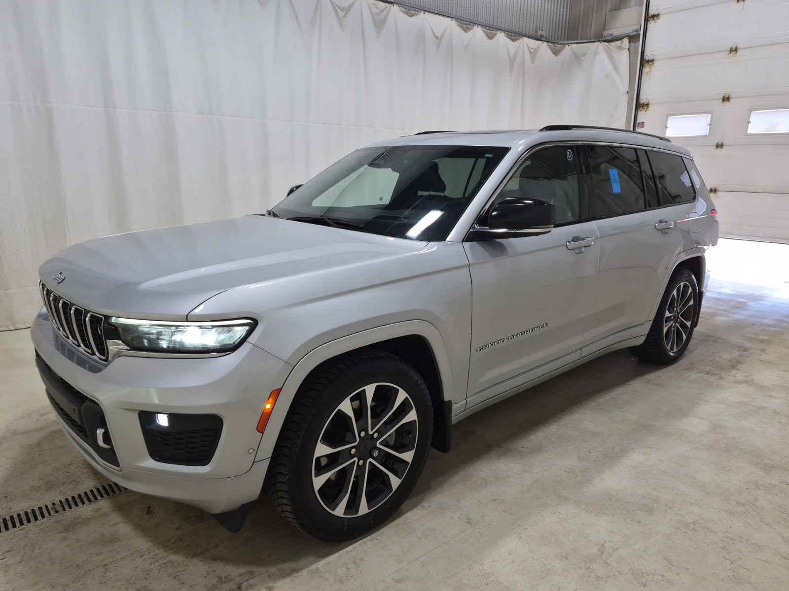2022 Jeep Grand Cherokee L OVERLAND