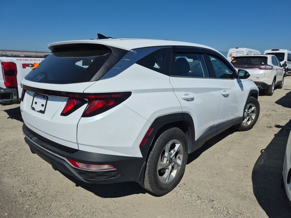 2022 Hyundai Tucson ESSENTIAL SEL