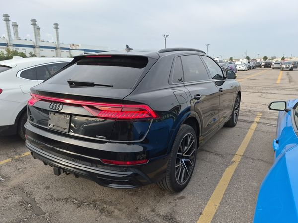 2023 Audi Q8 PROGRESSIV quattro Progressiv