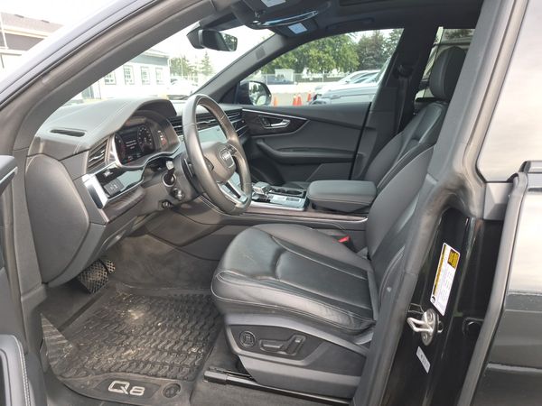 2023 Audi Q8 PROGRESSIV quattro Progressiv