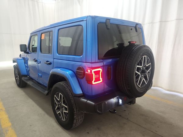 2024 Jeep Wrangler 4 Door 4x4 Sahara