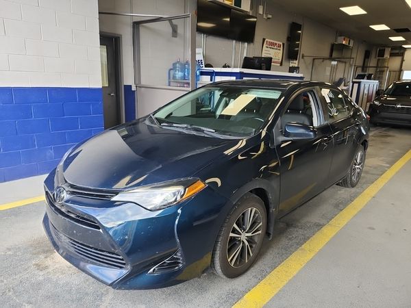 2017 Toyota Corolla 4dr Sdn Cvt Le