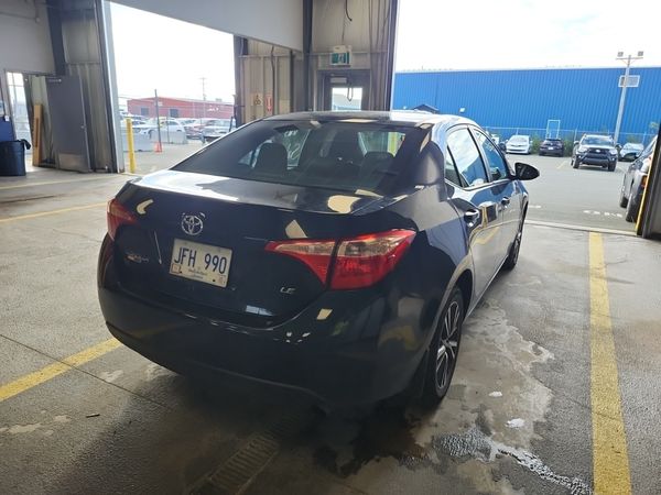 2017 Toyota Corolla 4dr Sdn Cvt Le