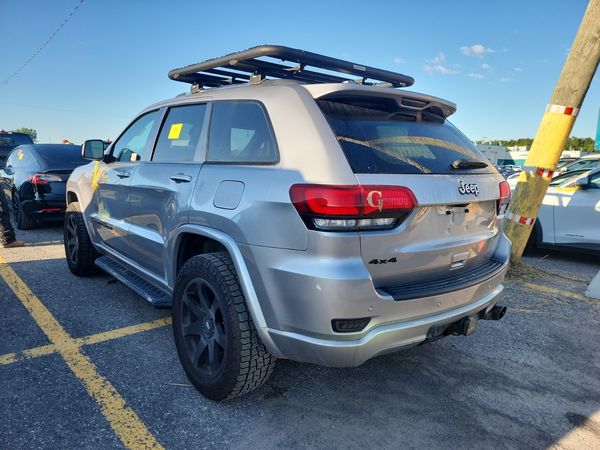 2021 Jeep Grand Cherokee ALTITUDE Laredo