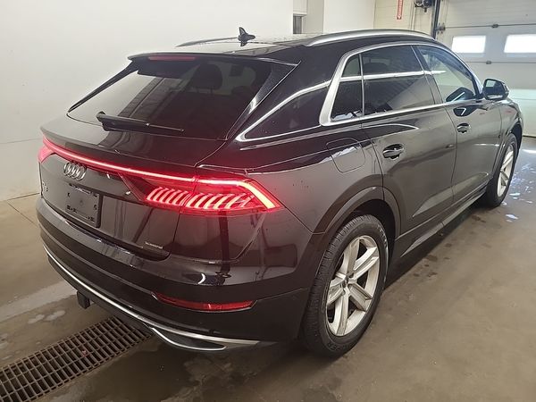 2019 Audi Q8 PROGRESSIV Premium