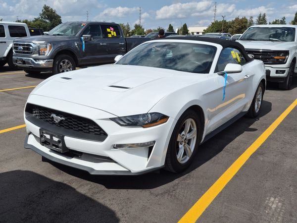 2022 Ford Mustang ECOBOOST