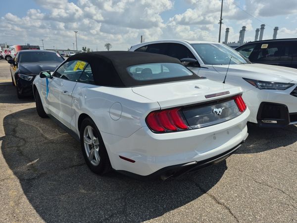 2022 Ford Mustang ECOBOOST I4 Convertible