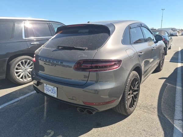 2017 Porsche MACAN GTS