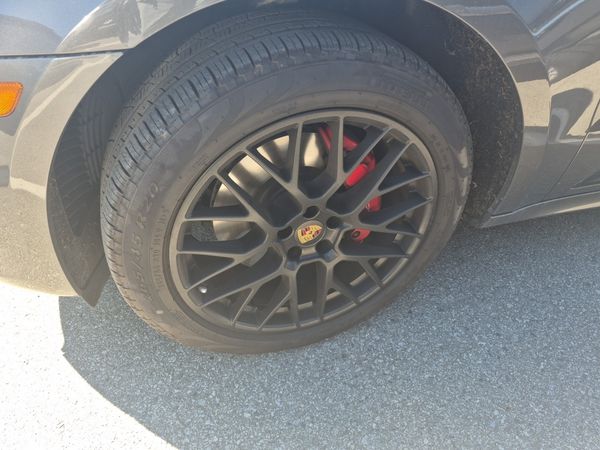 2017 Porsche MACAN GTS