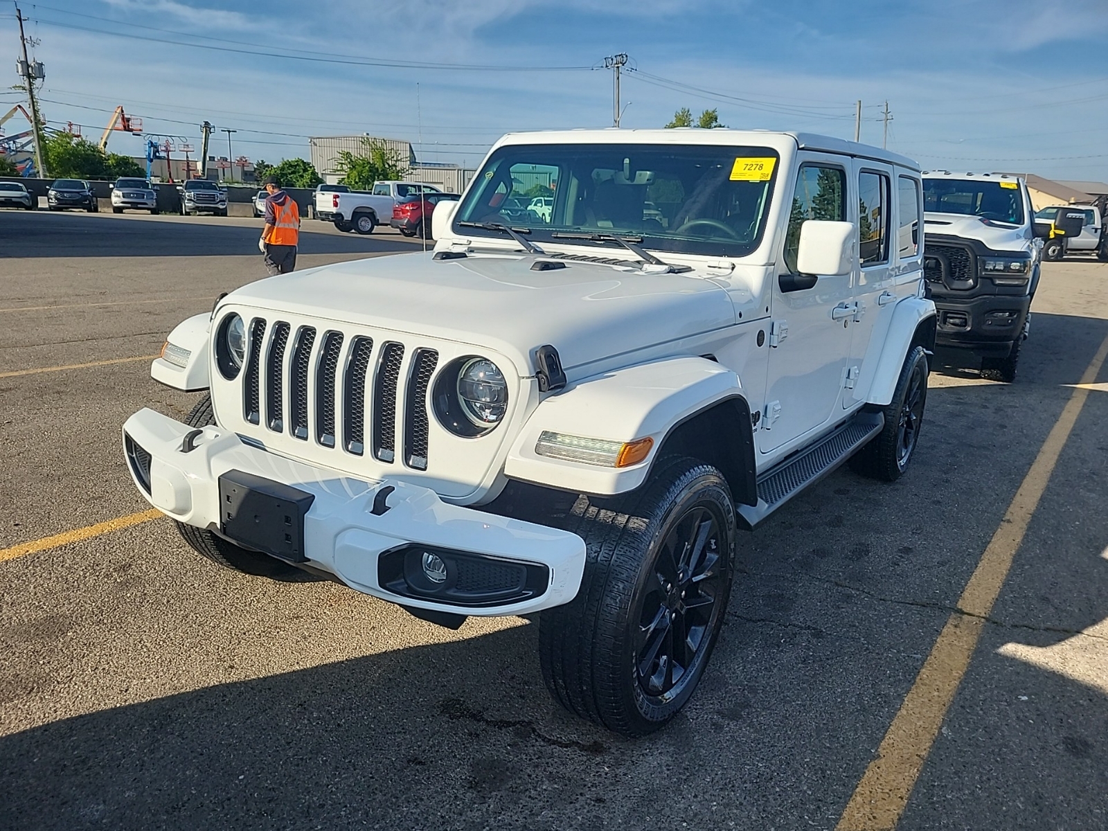 2023 Jeep Wrangler 4 Door 4x4 High Altitude Sahara
