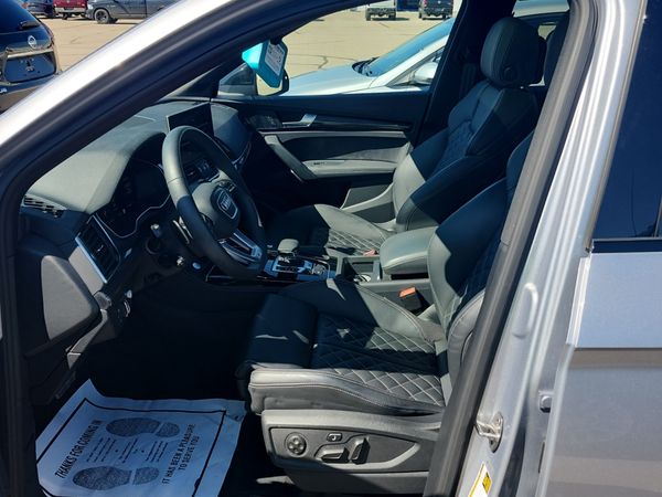 2025 Audi SQ5 TECHNIK quattro Prestige
