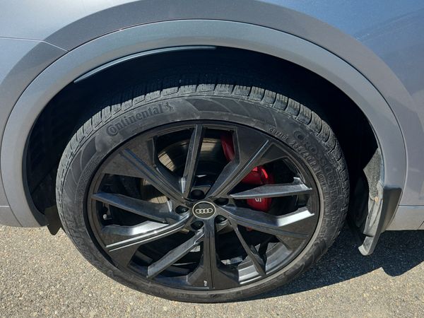 2025 Audi SQ5 TECHNIK quattro Prestige
