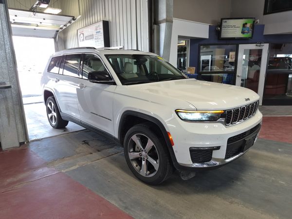 2022 Jeep Grand Cherokee L LIMITED