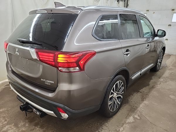 2018 Mitsubishi Outlander Awc Es