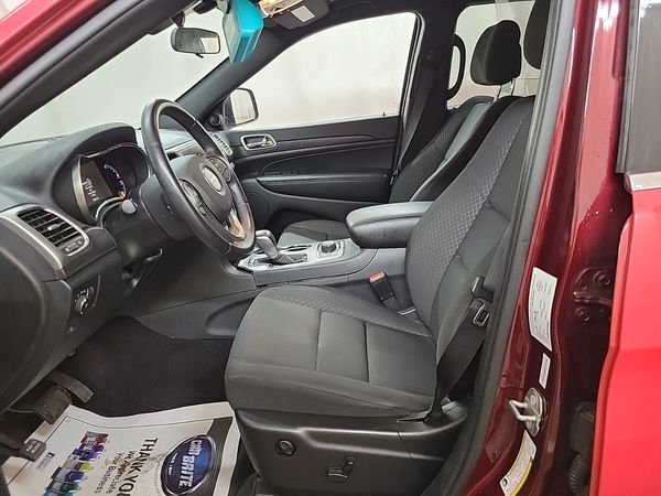 2018 Jeep Grand Cherokee 4x4 Laredo