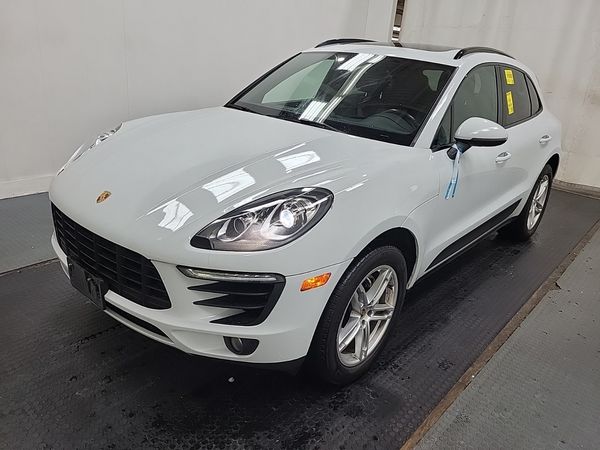 2018 Porsche MACAN S
