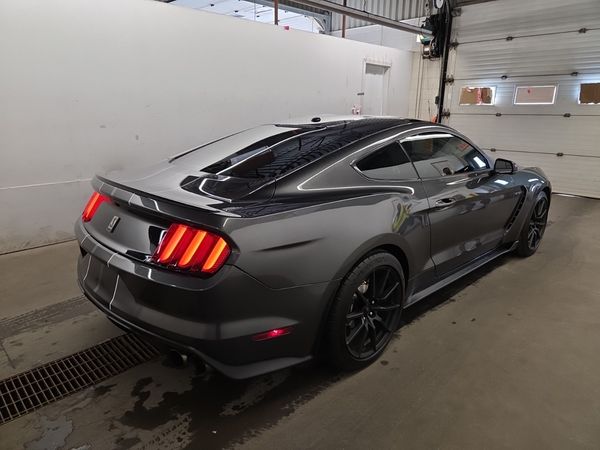 2016 Ford Mustang SHELBY GT350R Shelby Coupe