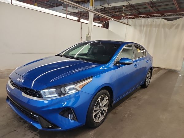 2023 Kia FORTE EX