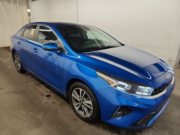 2023 Kia FORTE EX