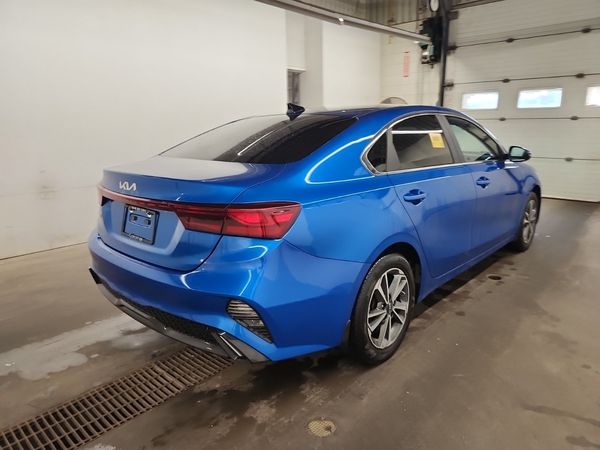 2023 Kia FORTE EX