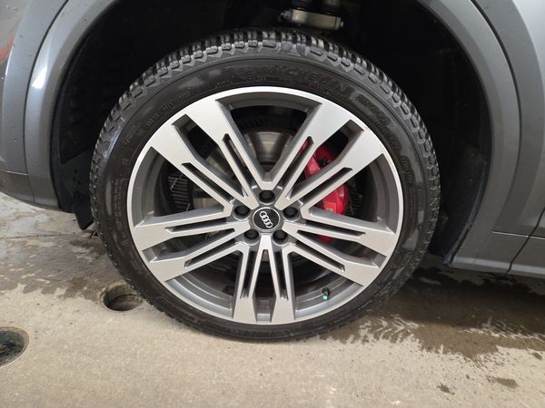 2018 Audi SQ5 TECHNIK quattro Prestige