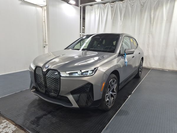 2024 BMW iX XDRIVE40