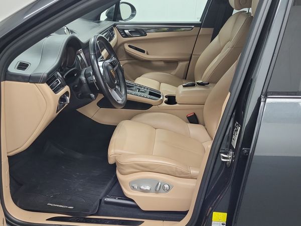 2021 Porsche MACAN GTS