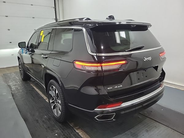 2022 Jeep Grand Cherokee L OVERLAND