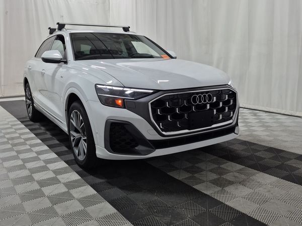 2026 Audi Q8 PROGRESSIV quattro Progressiv