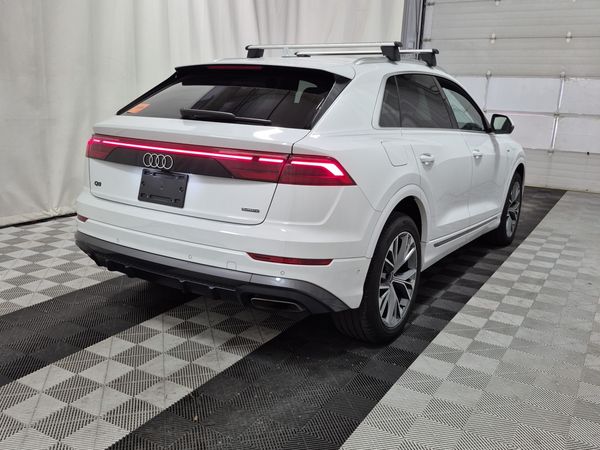 2026 Audi Q8 PROGRESSIV quattro Progressiv