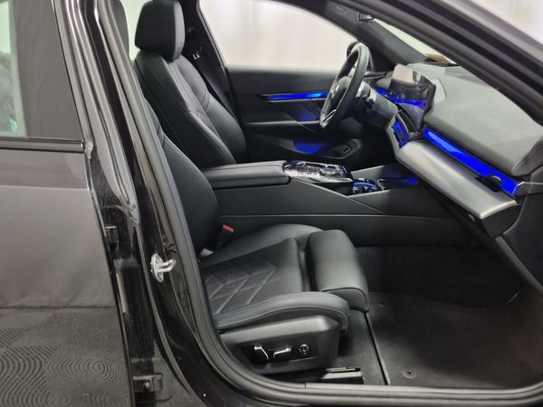 2026 BMW 5 SERIES 530I XDRIVE
