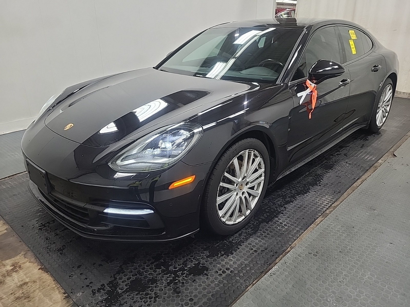 2018 Porsche Panamera 4 Base / 4