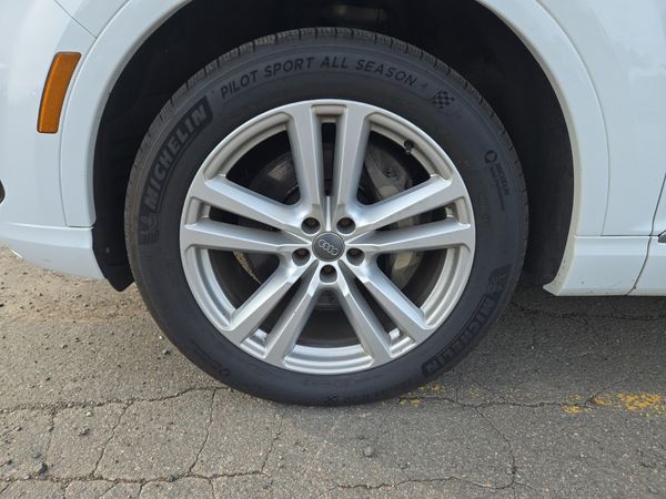 2017 Audi Q7 Quattro 4dr 3.0t Progressiv