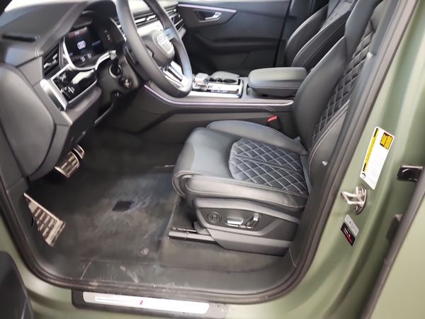 2025 Audi SQ7 4.0 TFSI QUATTRO quattro Premium Plus