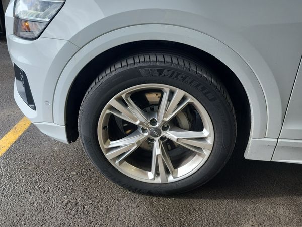 2019 Audi Q8 TECHNIK quattro Prestige