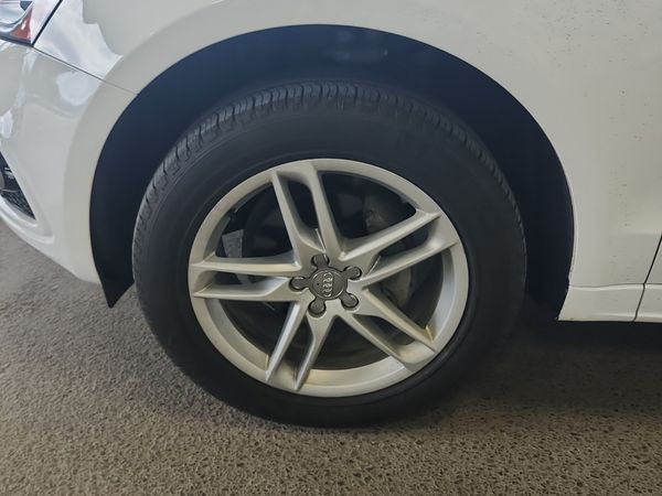 2017 Audi Q5 2.0T TECHNIK S Line quattro Prestige