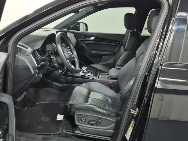 2021 Audi Q5 TECHNIK S Line quattro Technik