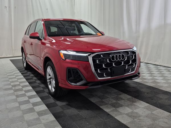 2026 Audi Q7 55 TFSI QUATTRO quattro Premium