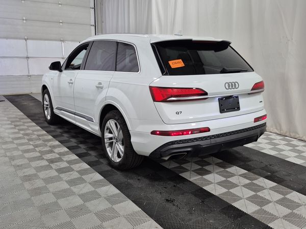 2026 Audi Q7 55 TFSI QUATTRO quattro Premium