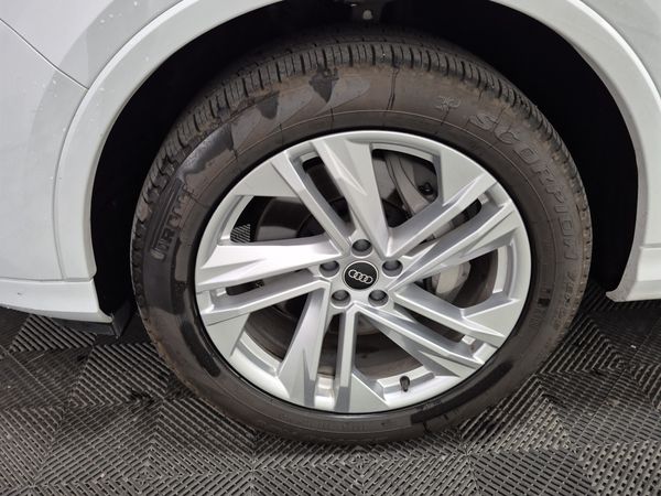2026 Audi Q7 55 TFSI QUATTRO quattro Premium