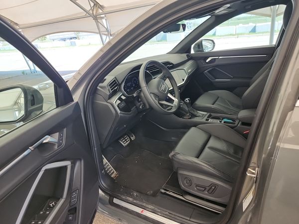 2025 Audi Q3 PROGRESSIV