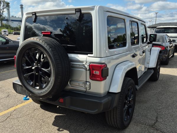 2023 Jeep Wrangler 4xe SAHARA