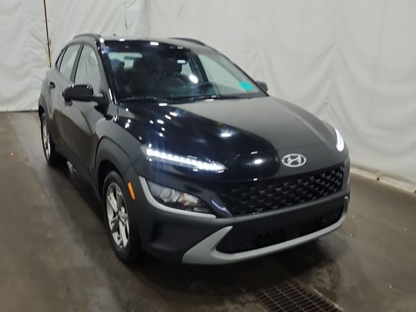 2023 Hyundai KONA PREFERRED SUN AND LEATHER SEL